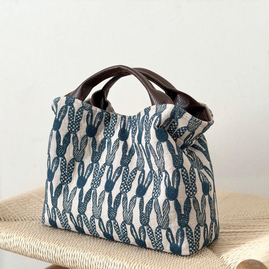 ⚮̈ミナペルホネン　pomppia beige × 合皮　ヌッピバッグ