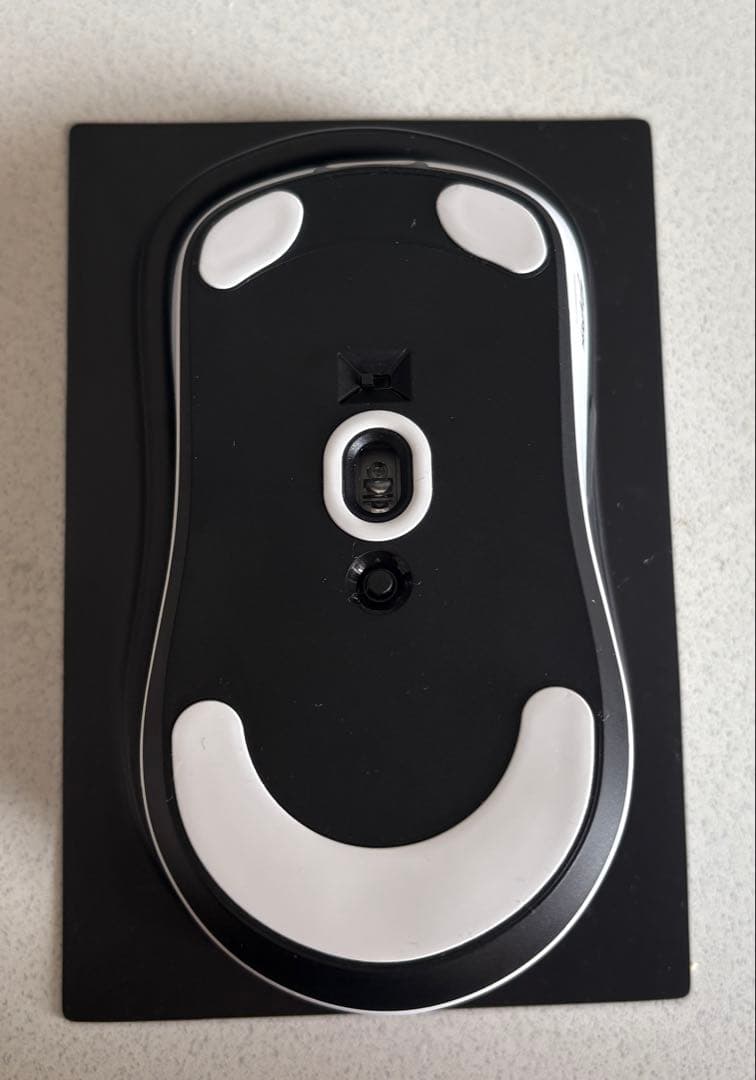 Scyrox V6 ワイヤレスゲーミングマウス　ホワイト