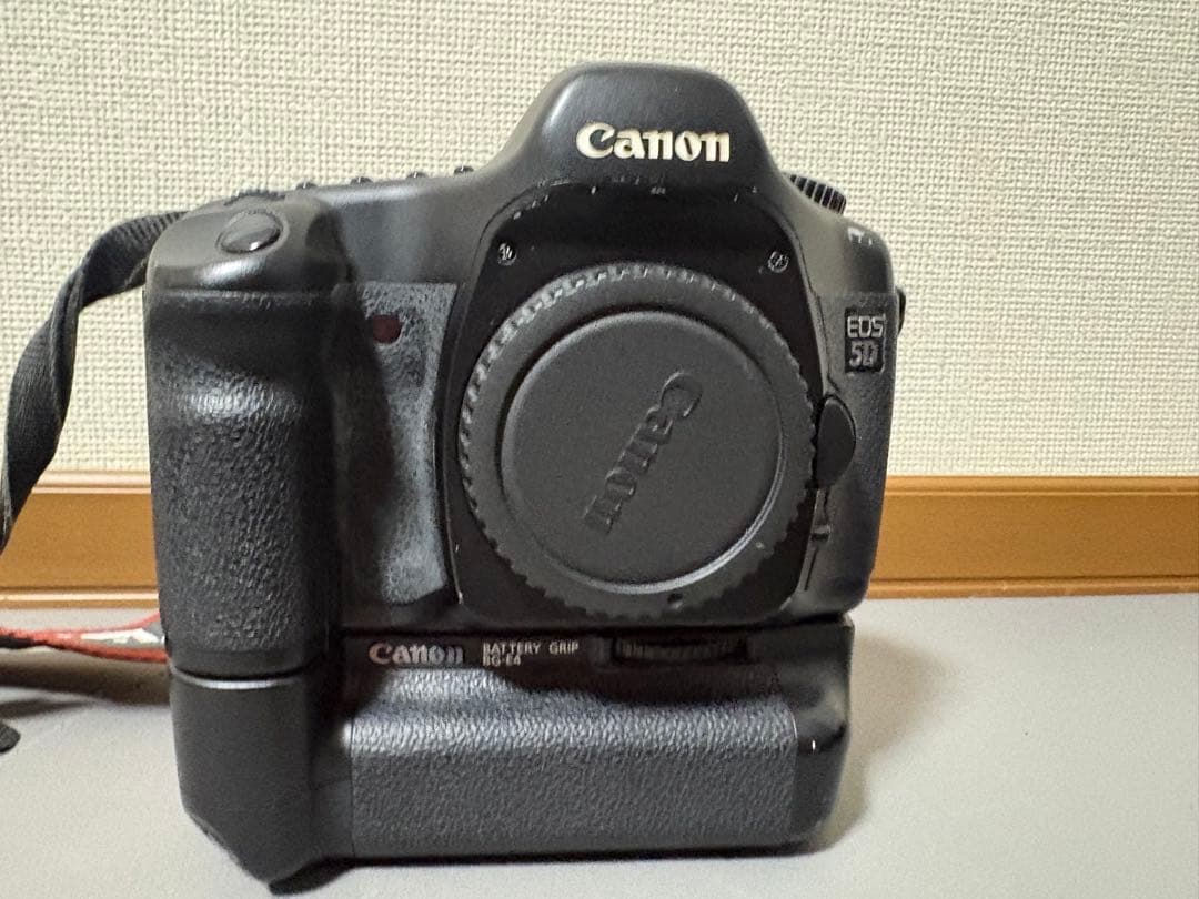 EOS 5D、BG-E4 一眼レフカメラ