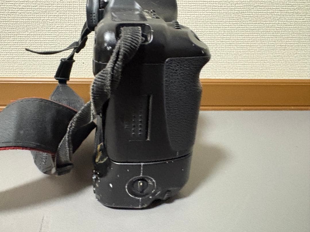 EOS 5D、BG-E4 一眼レフカメラ