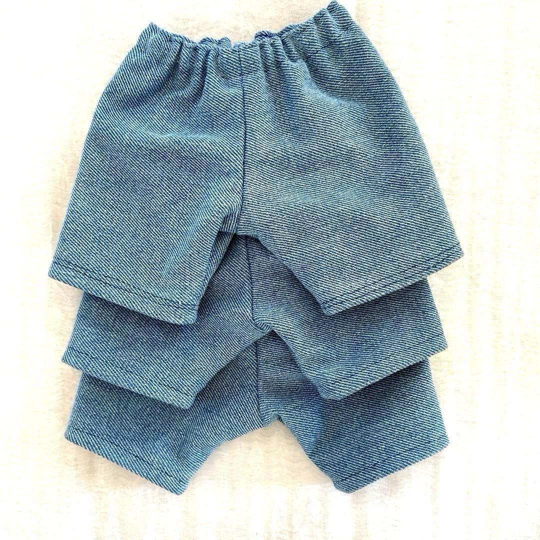 IKEAのクマの着せ替えお洋服　パーカー　デニムパンツ　2段ギャザースカート