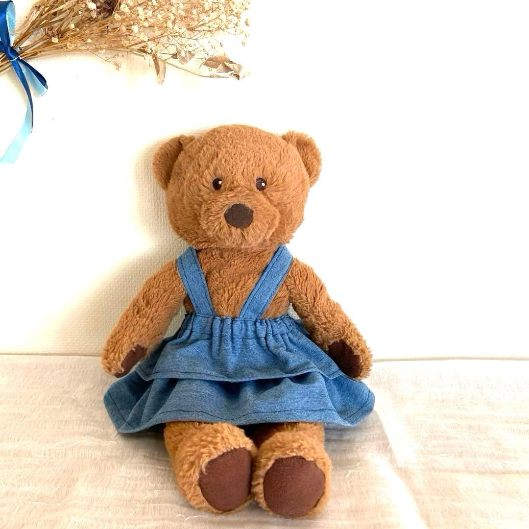 IKEAのクマの着せ替えお洋服　パーカー　デニムパンツ　2段ギャザースカート