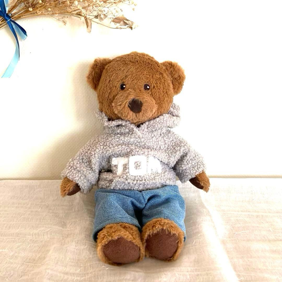 IKEAのクマの着せ替えお洋服　パーカー　デニムパンツ　2段ギャザースカート