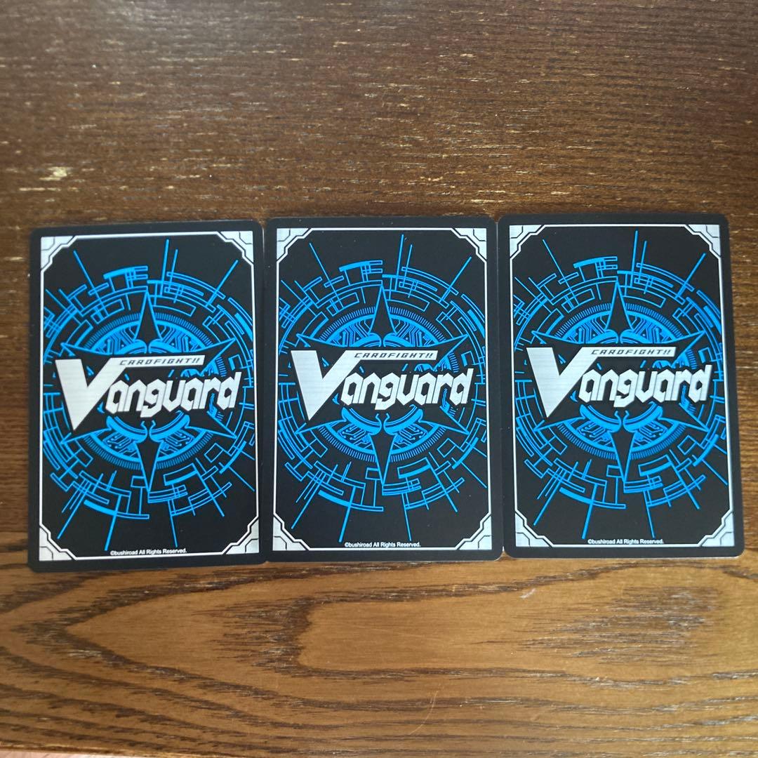 ヴァンガード 麗焔魔嬢 オリエンス 3枚　RRR