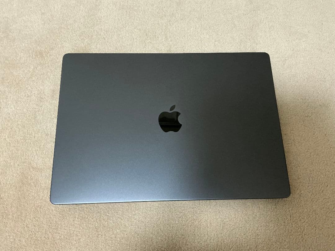 MacBook Pro 16インチ M4Max 128GB 4TB