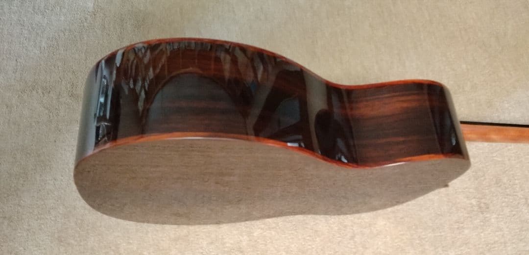 Merida Guitar Legacy （42mm、ハードケース）