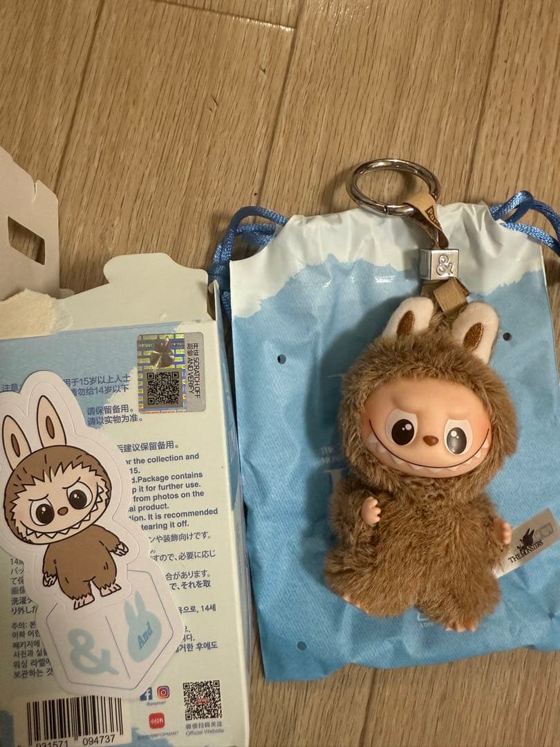 ノリ様専門【&】と[N]ラブブ ぬいぐるみ イニシャルPIN FOR LOVE