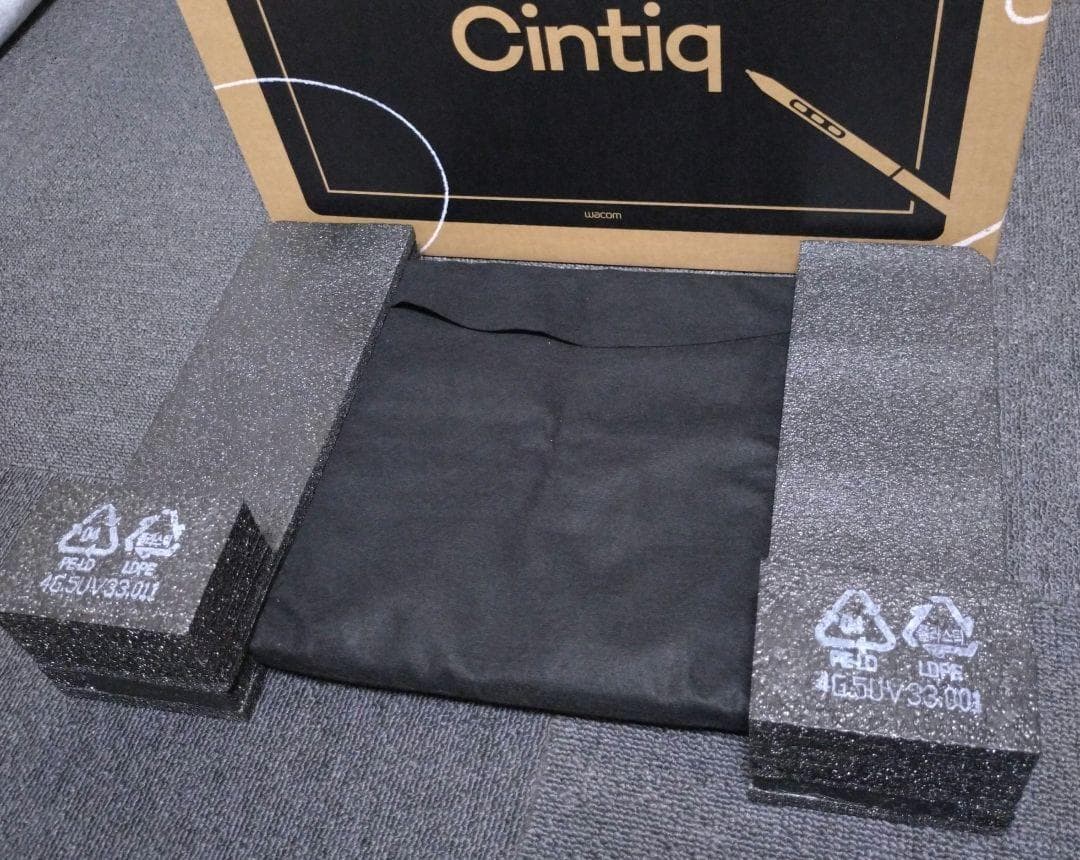 wacom cintiq16 2025 + 純正ケーブル2種セット