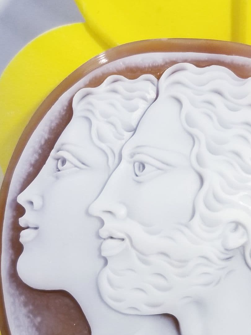 KS-212 【カルロ・パルラーティ作】天然シェルカメオルース