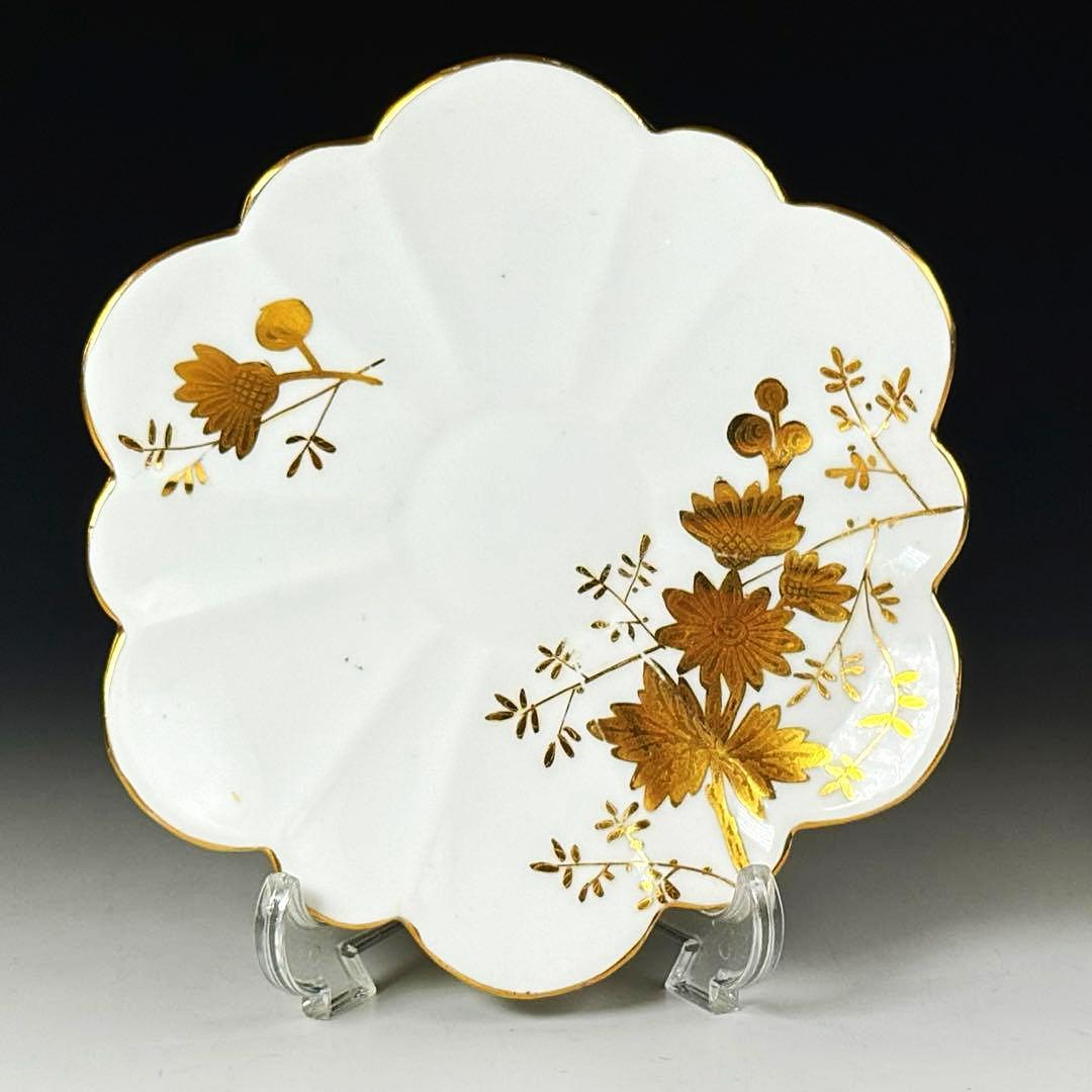 【19世紀】英国 アンティーク フォリー/シェリー 金彩 菊花装飾 トリオ