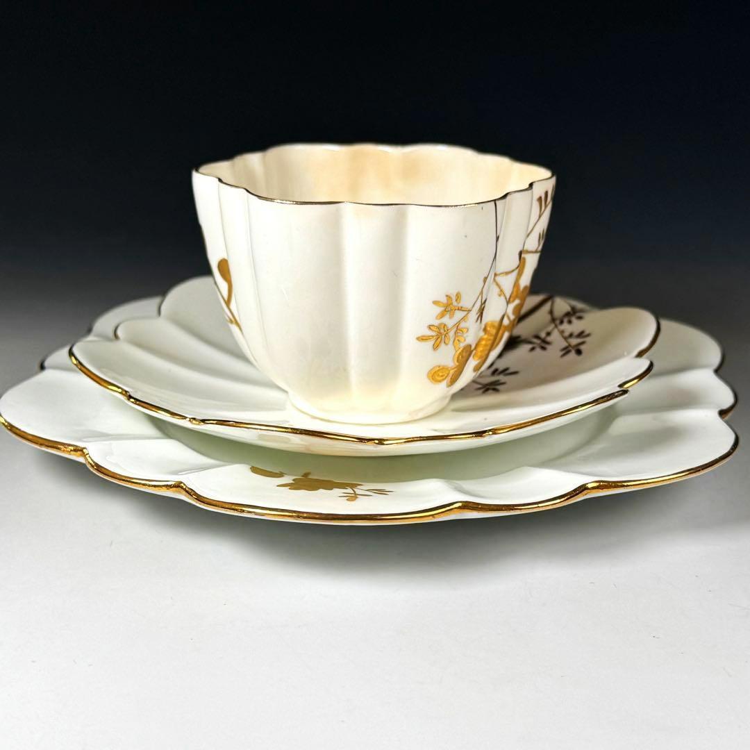 【19世紀】英国 アンティーク フォリー/シェリー 金彩 菊花装飾 トリオ