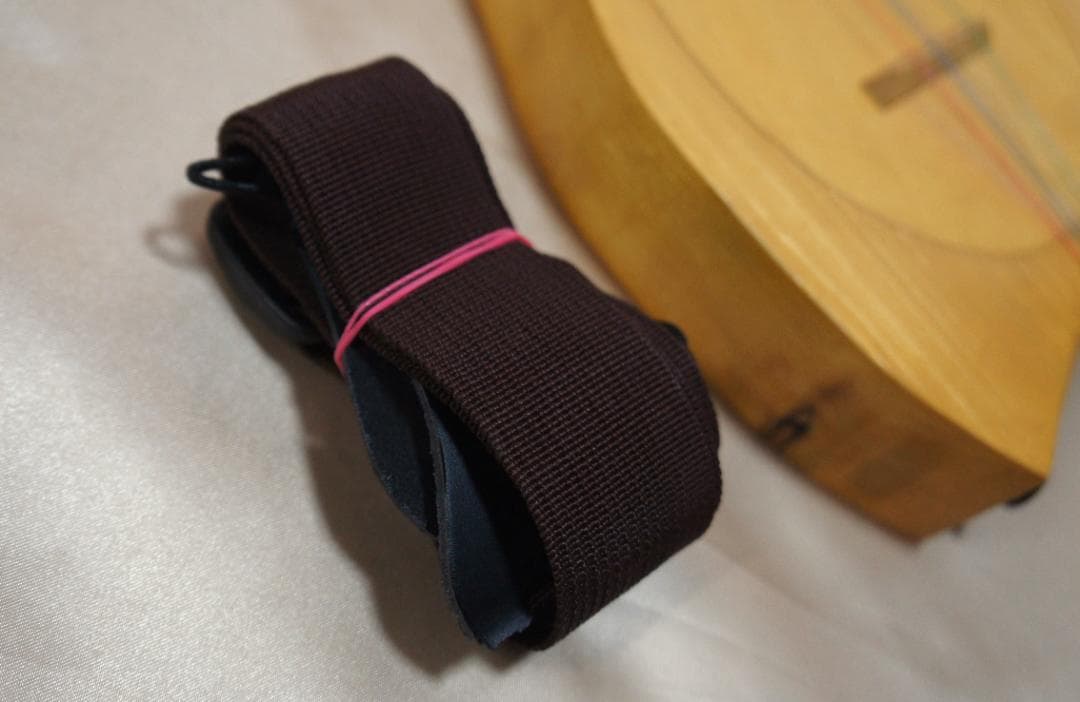 ☆綺麗☆タヒチアンウクレレ☆ピックアップ付☆ウクレレコードで弾けます☆☆