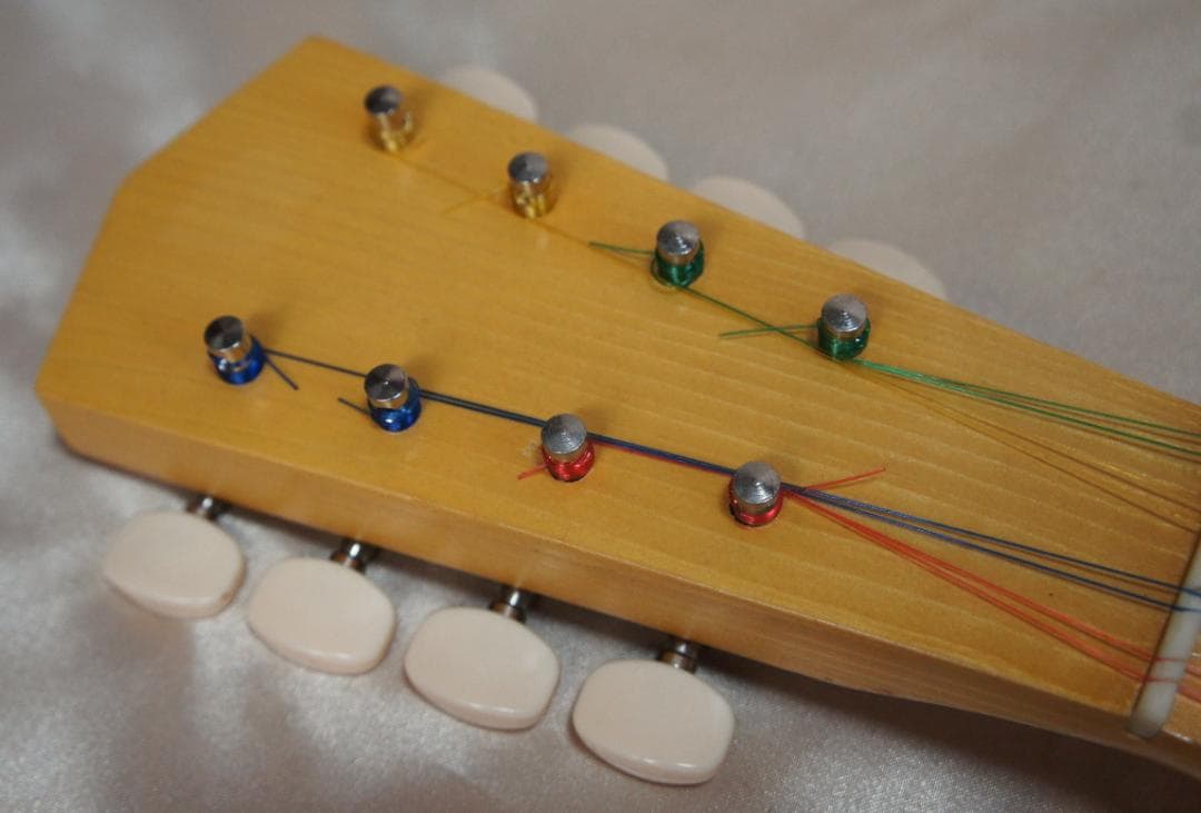 ☆綺麗☆タヒチアンウクレレ☆ピックアップ付☆ウクレレコードで弾けます☆☆