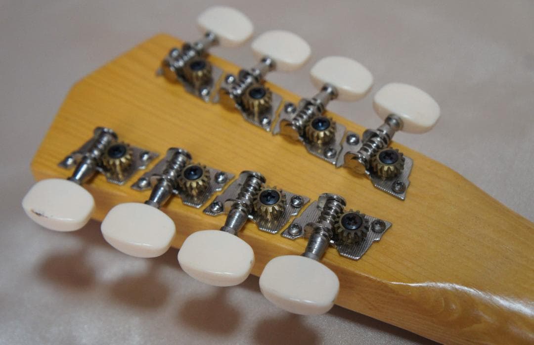 ☆綺麗☆タヒチアンウクレレ☆ピックアップ付☆ウクレレコードで弾けます☆☆