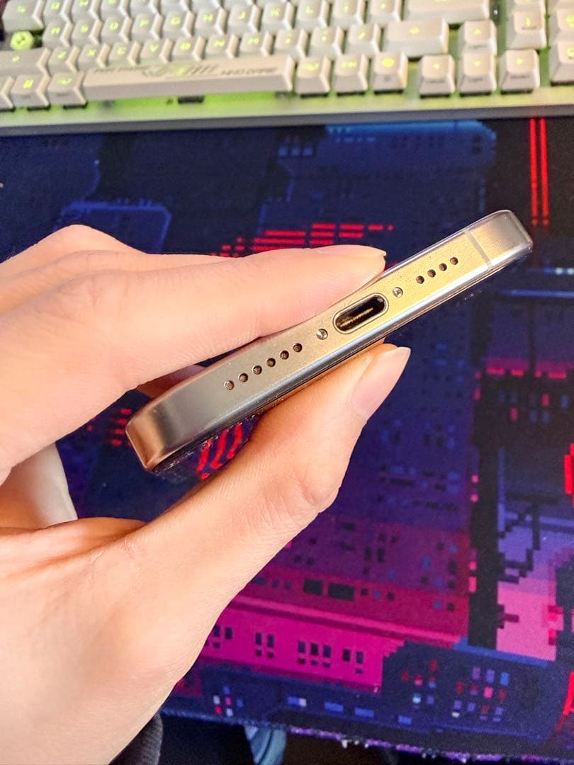 極美品iPhone15Promax 256G/US/100%/SIMフリ