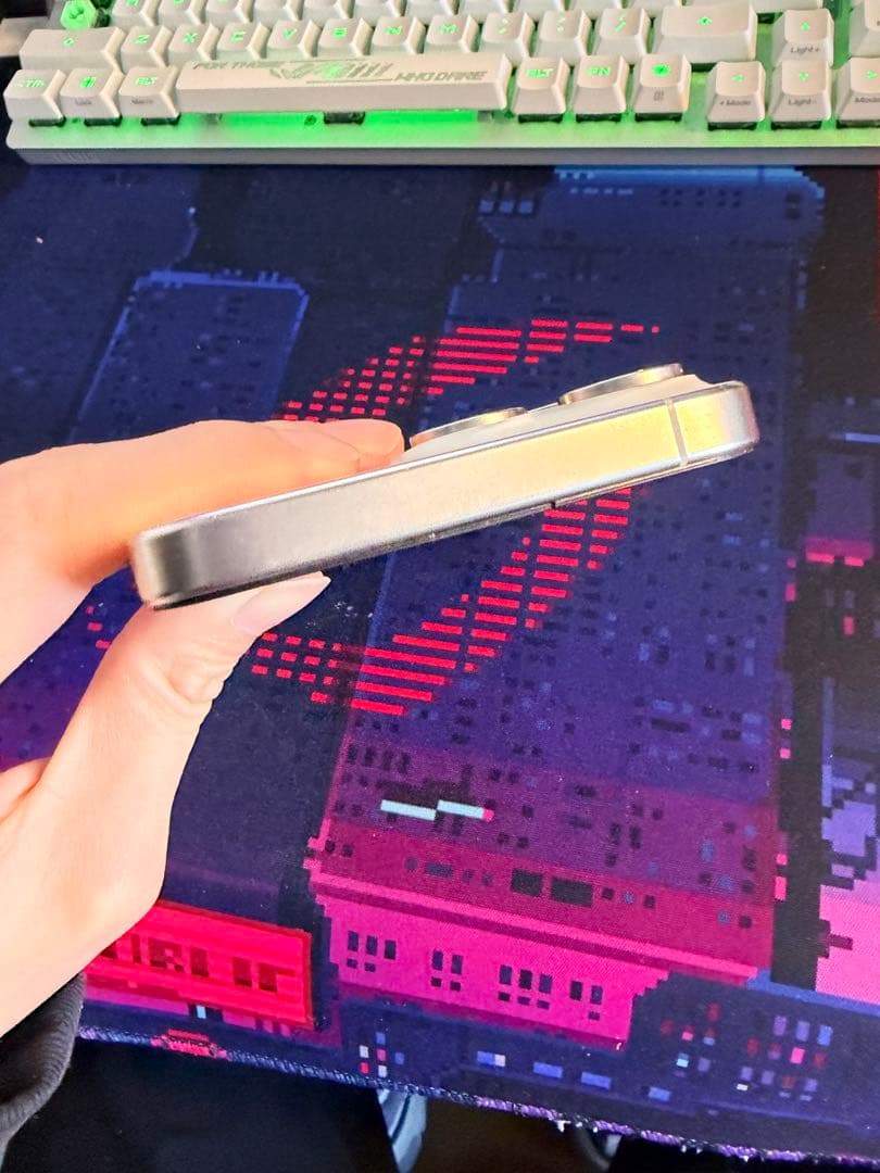 極美品iPhone15Promax 256G/US/100%/SIMフリ