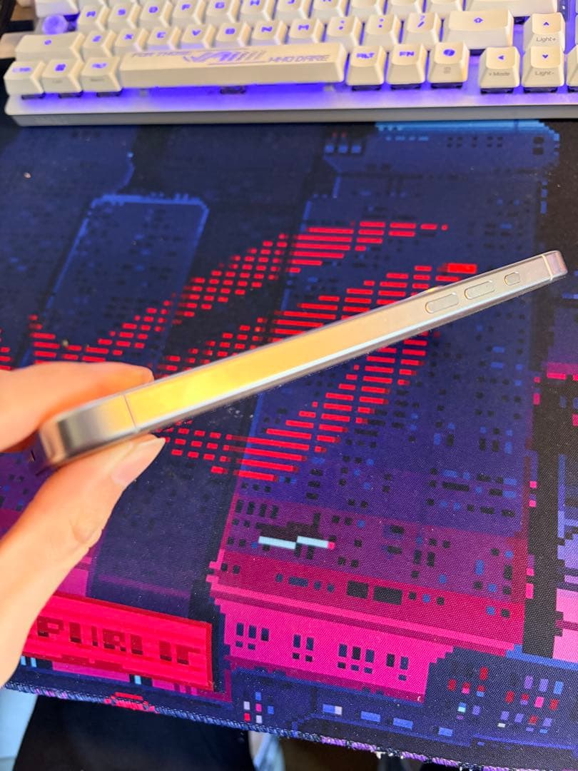 極美品iPhone15Promax 256G/US/100%/SIMフリ