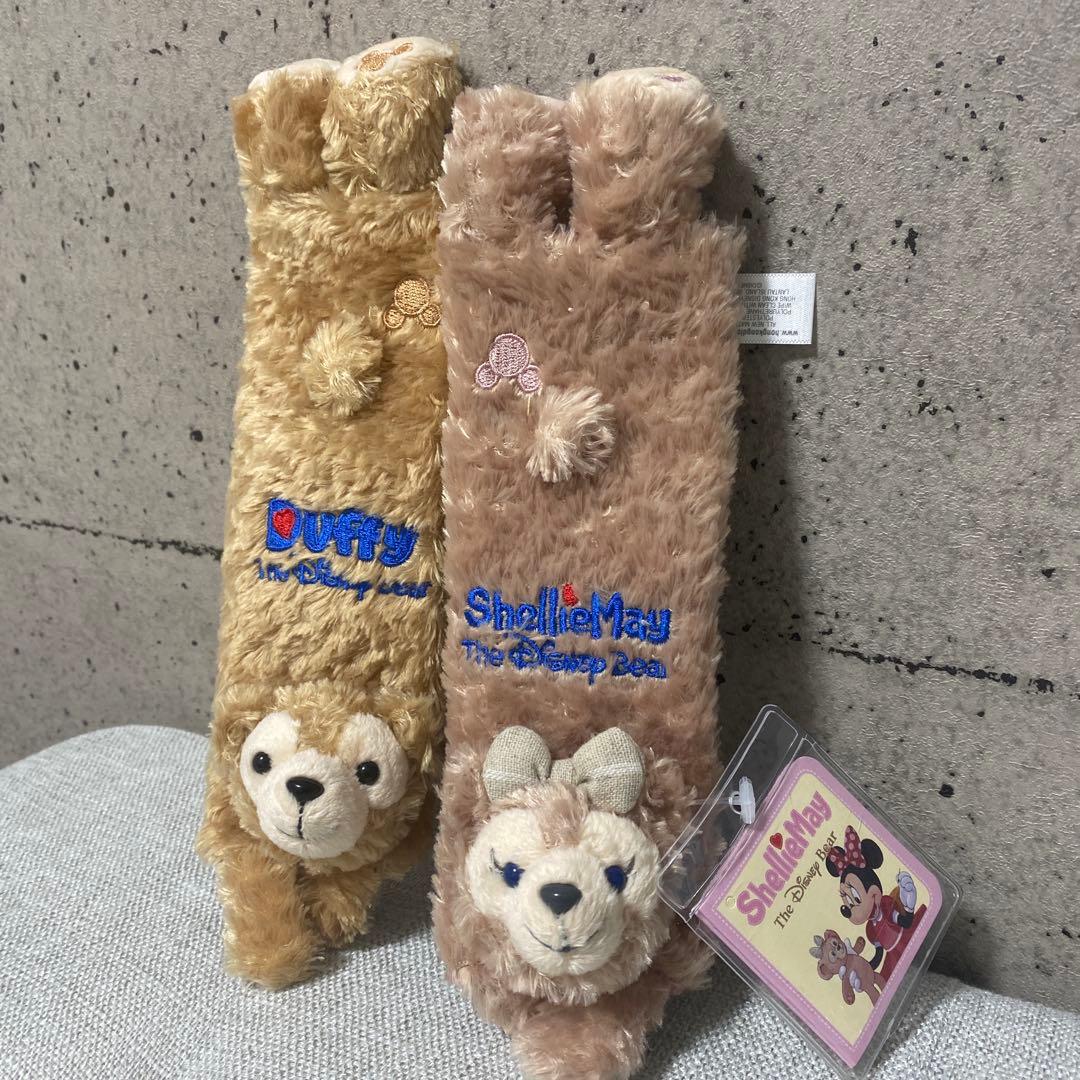 香港ディズニー限定　ダッフィー　シェリーメイ　シートベルトカバー　レア　ペア