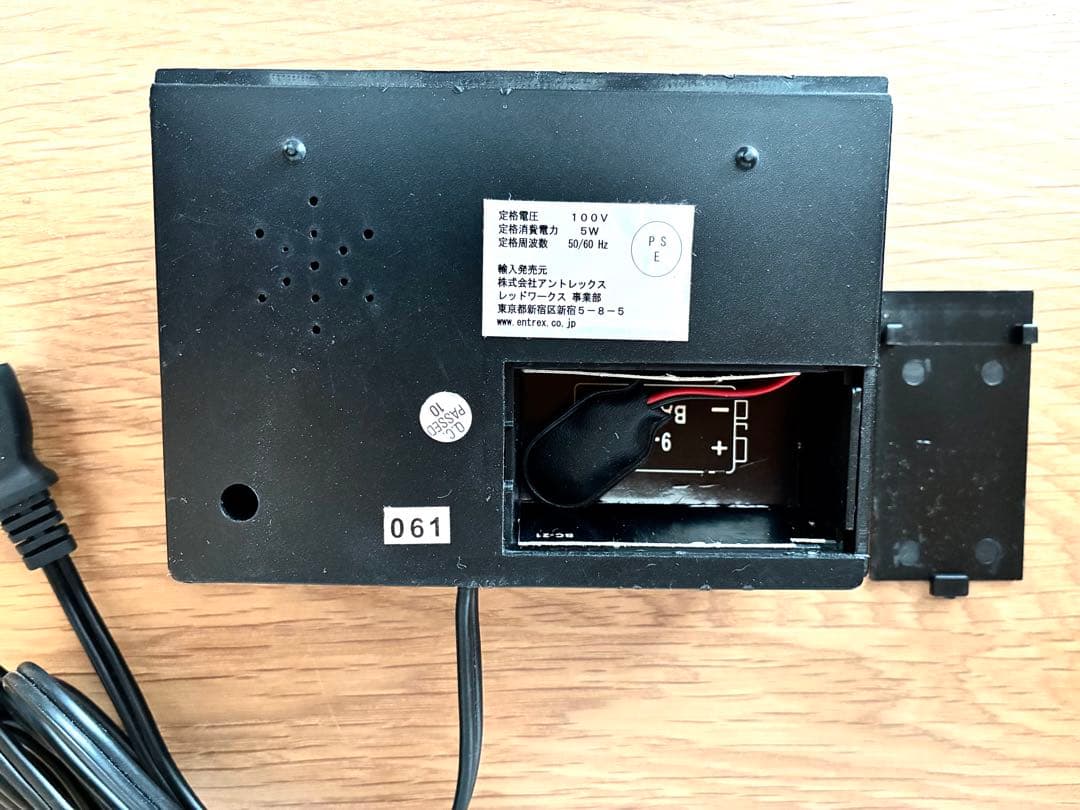 デジタル置時計 赤色LED