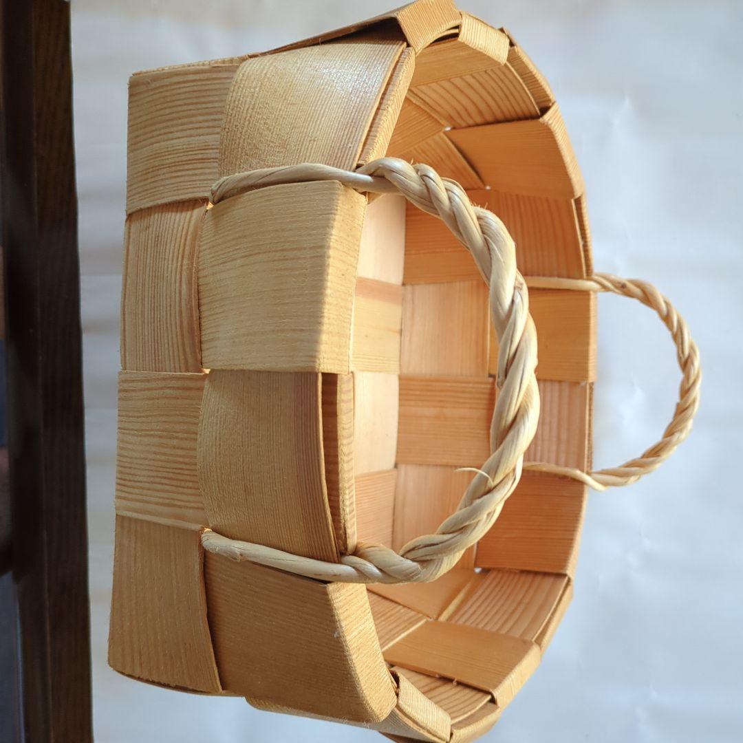 エストニア製正方形シンプルバスケット 北欧　カゴアミドリ