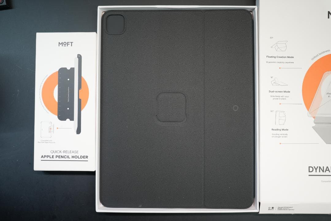 【試着のみ美品】MOFT Dynamic Folio iPadケース ブラック