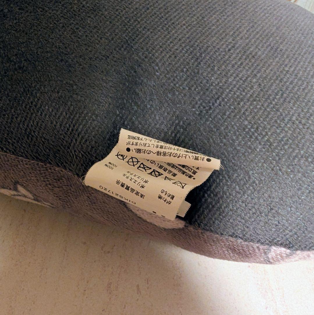 カラフルピーチ うり ダイカットクッション 抱き枕 全身 クッション しまむら