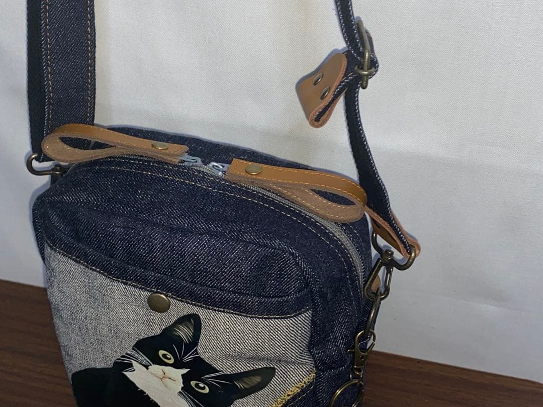 ハンドメイド☆岡山デニム♪ハチワレ☆黒ネコ☆ショルダーバッグ