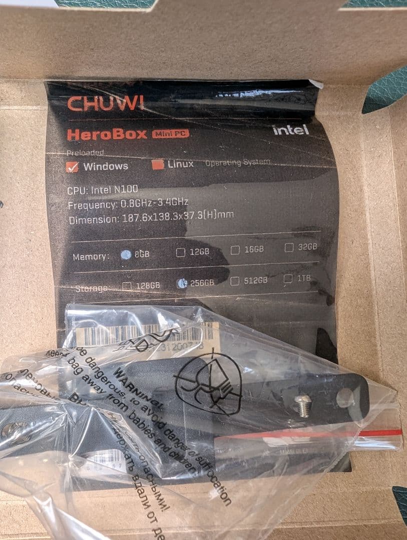 ★場所を取らずテレワークや普段使いに最適！CHUWI HeroBox Mini