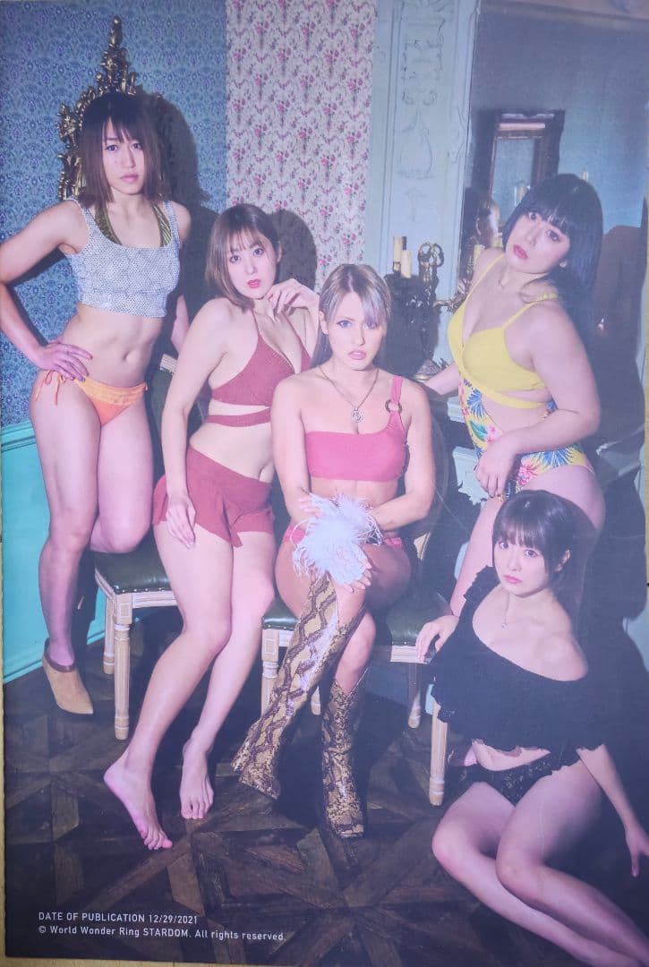 スターダム　写真集　Bikiniing Winter　上谷沙弥　サイン入り