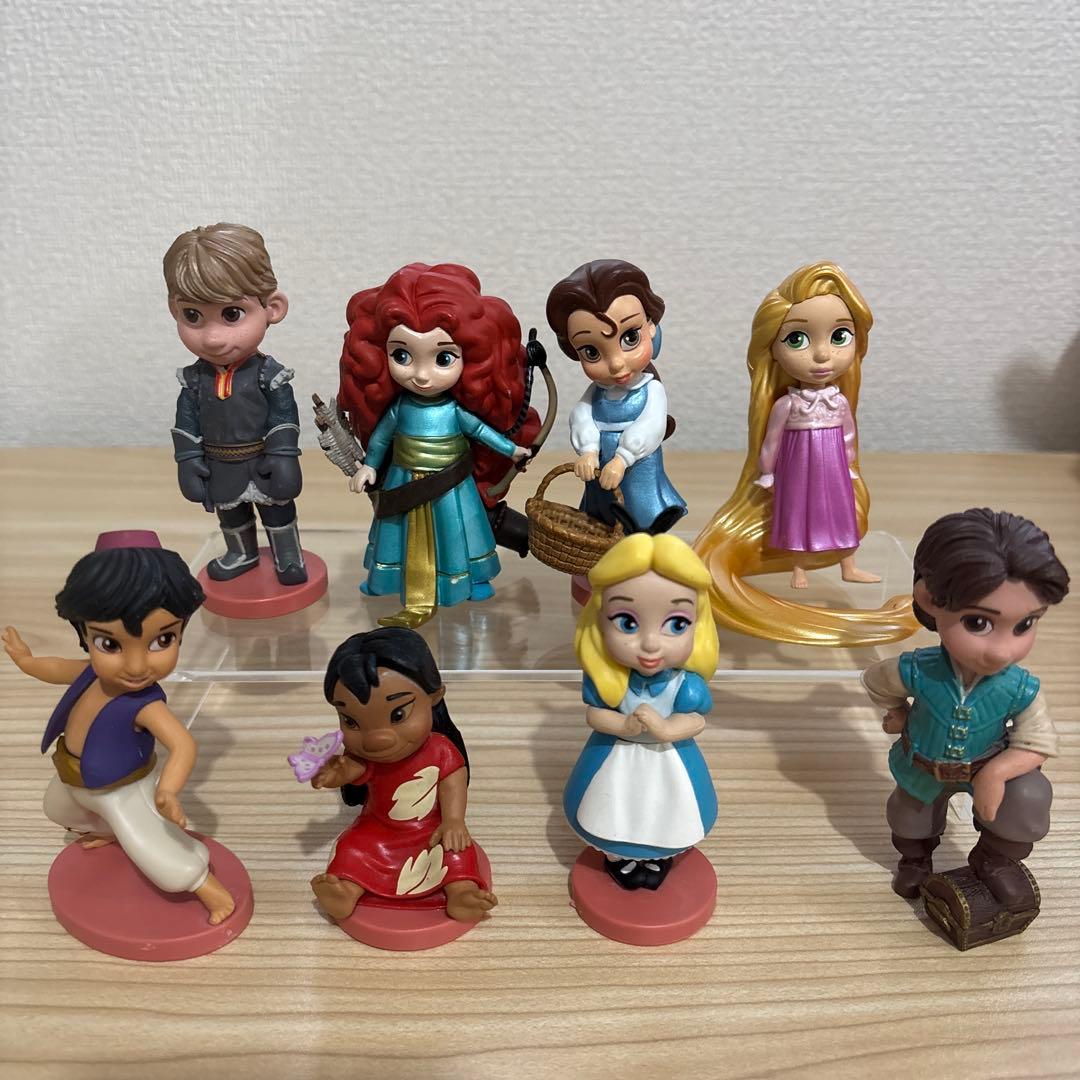 ディズニー　フィギュア