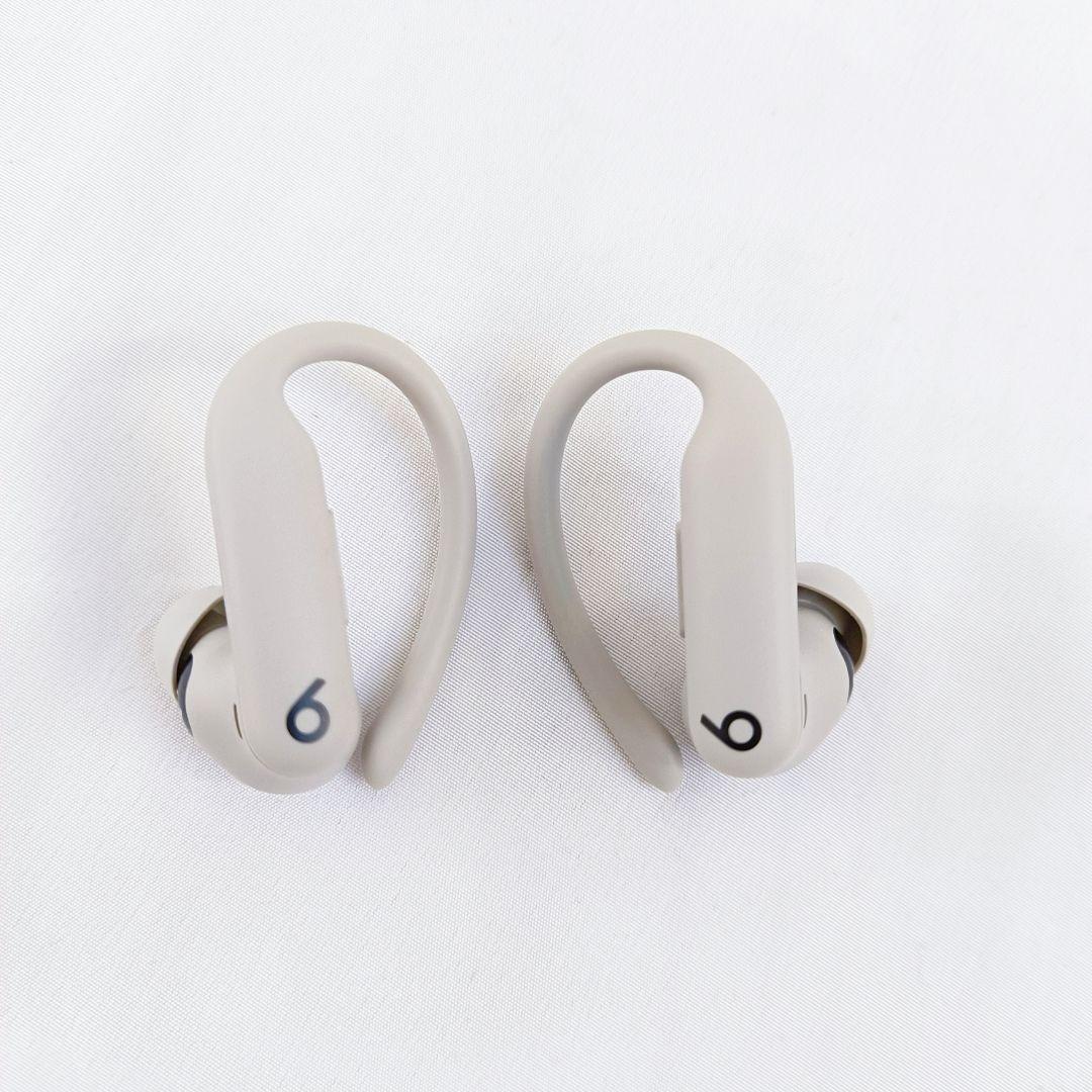 美品　Beats Powerbeats Pro 2 ハイパフォーマンスイヤフォン