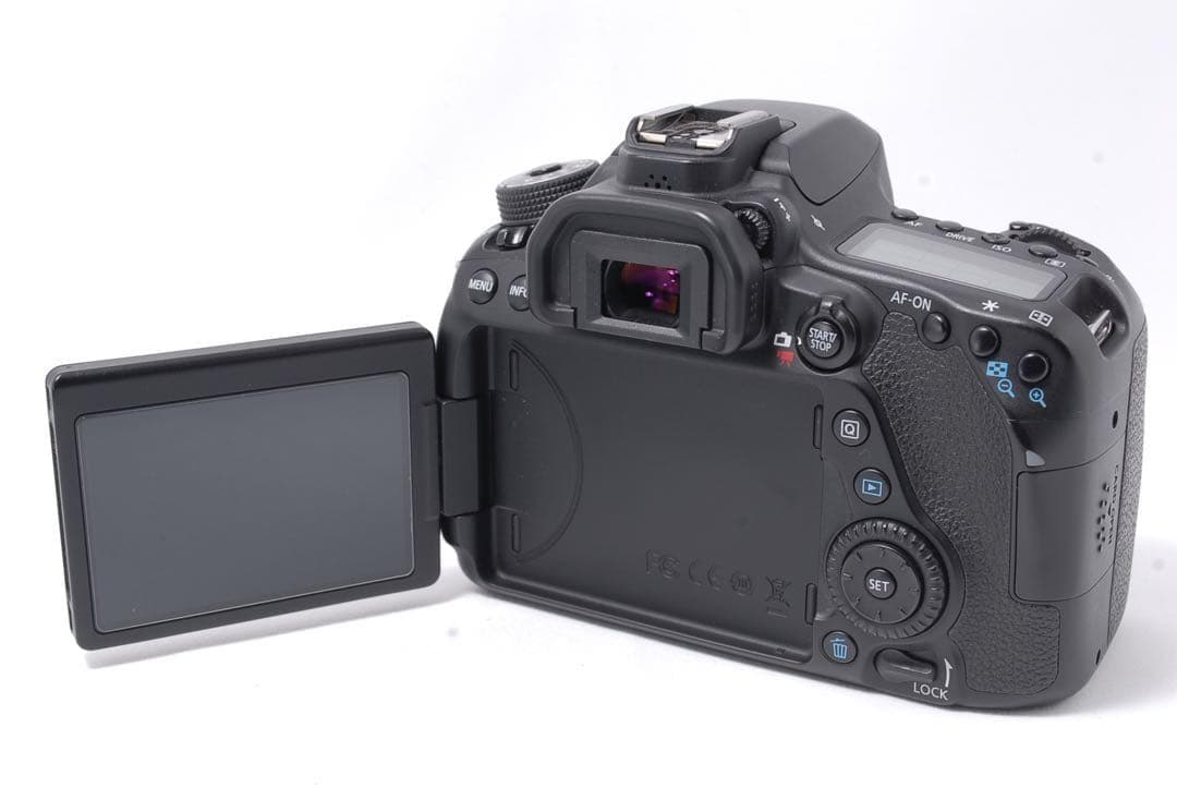 Canon EOS 80D 標準レンズセット✨Wi-Fi＆自撮りOK！おまけ付