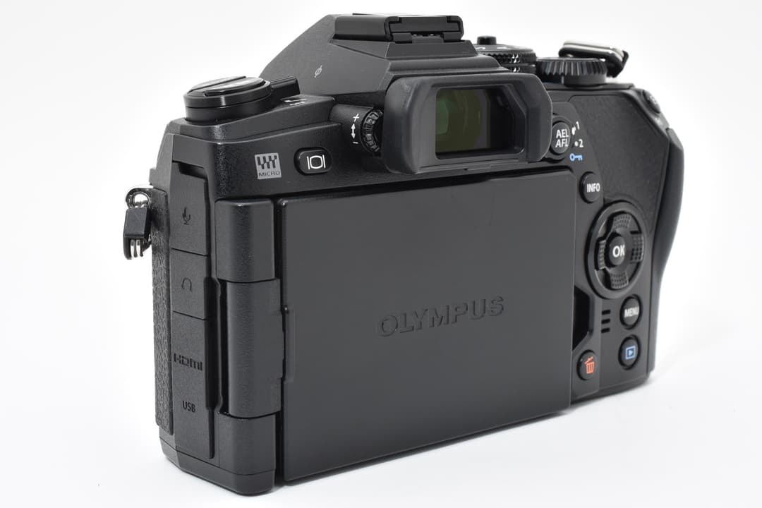 ■ほぼ新品■ オリンパス OM-D E-M1 MarkII #D116