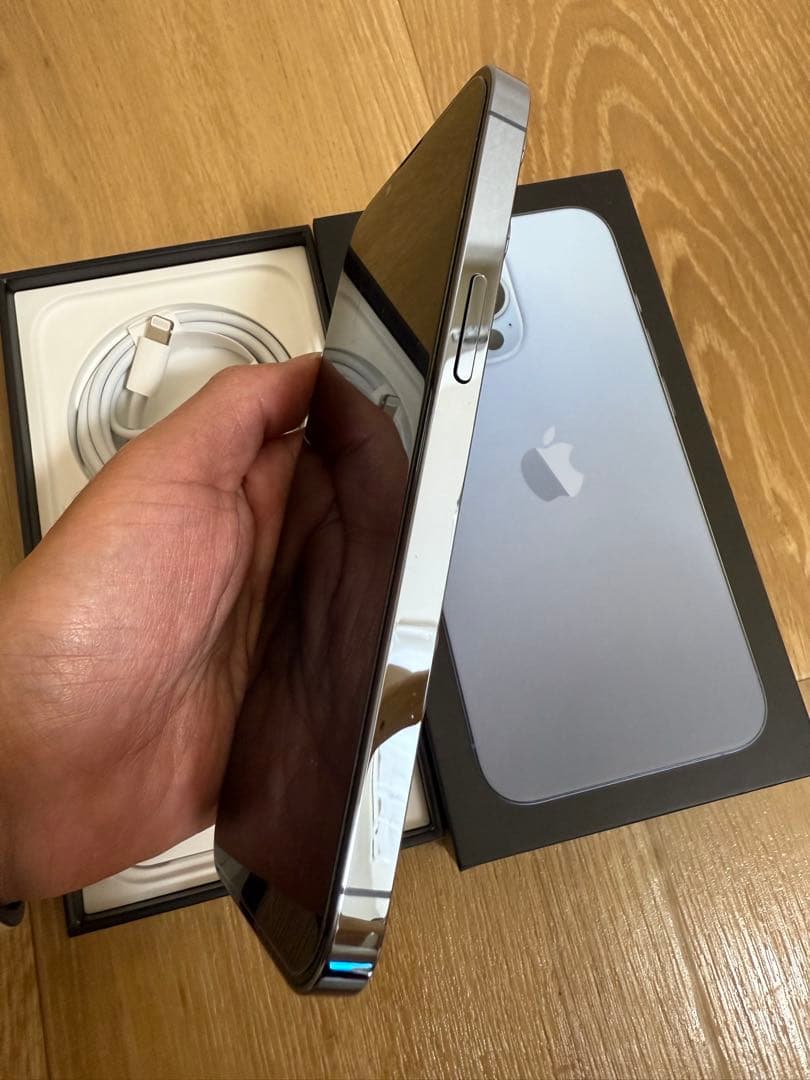 miyu＊　iPhone13pro 256GB シエラブルー　美品　バッテ