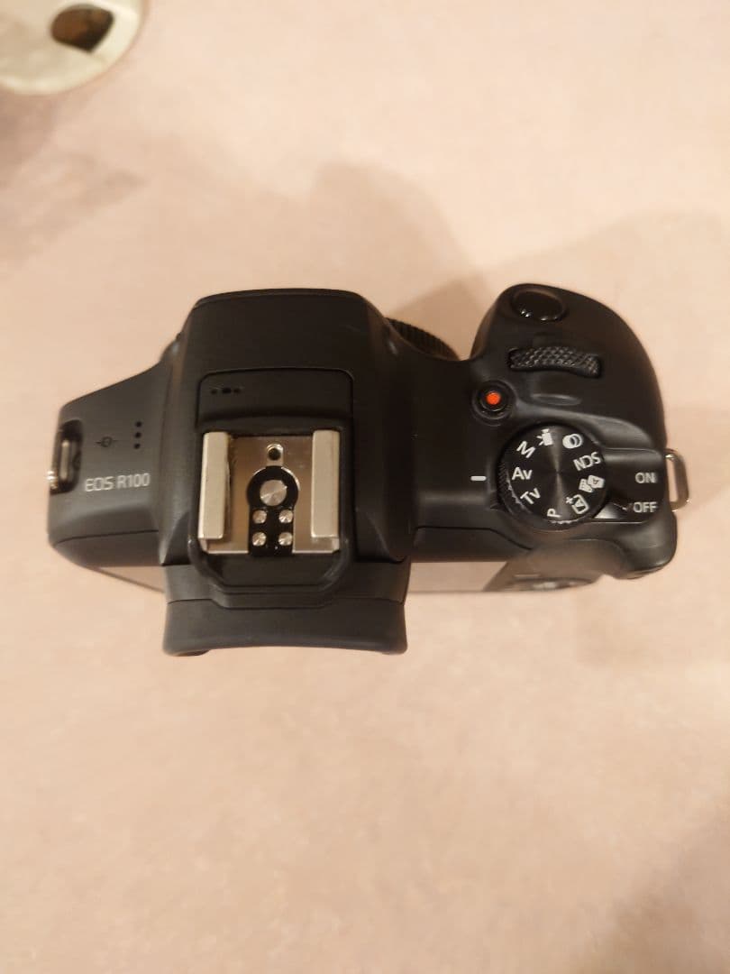 Canon EOS R100 ミラーレス一眼 本体