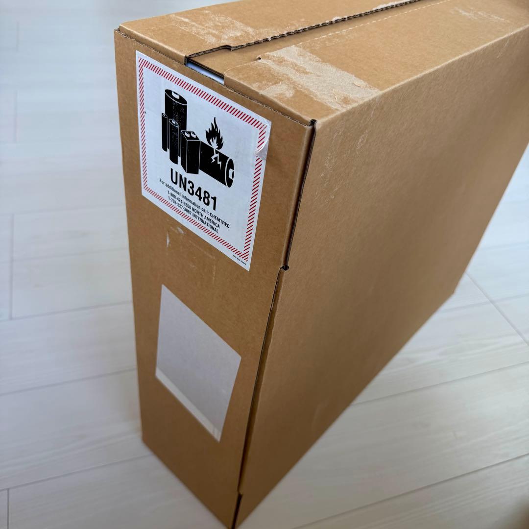 iMac イエロー 大画面