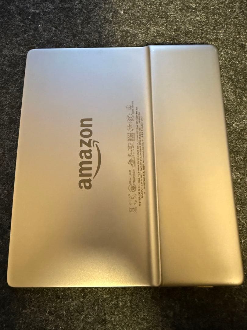 Amazon Kindle Oasis第10世代・色調調節ライト搭載・広告なし