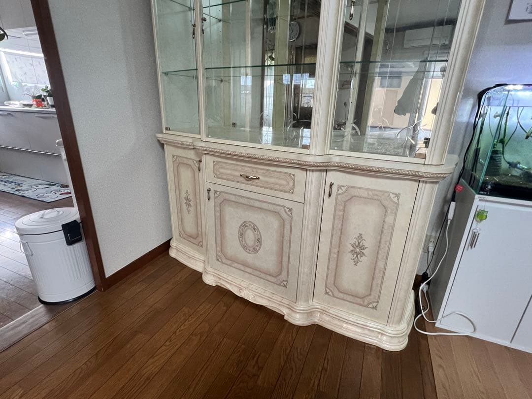 【美品】サルタレッリ アマルフィ 3ドアキャビネット