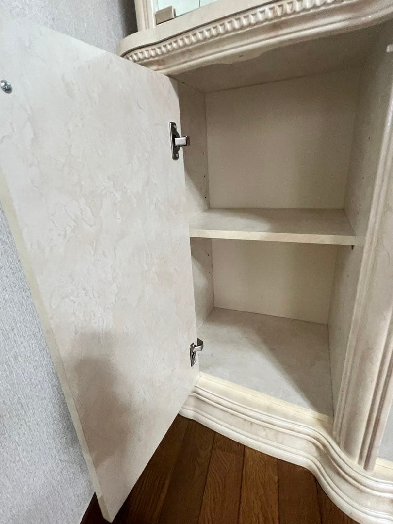 【美品】サルタレッリ アマルフィ 3ドアキャビネット