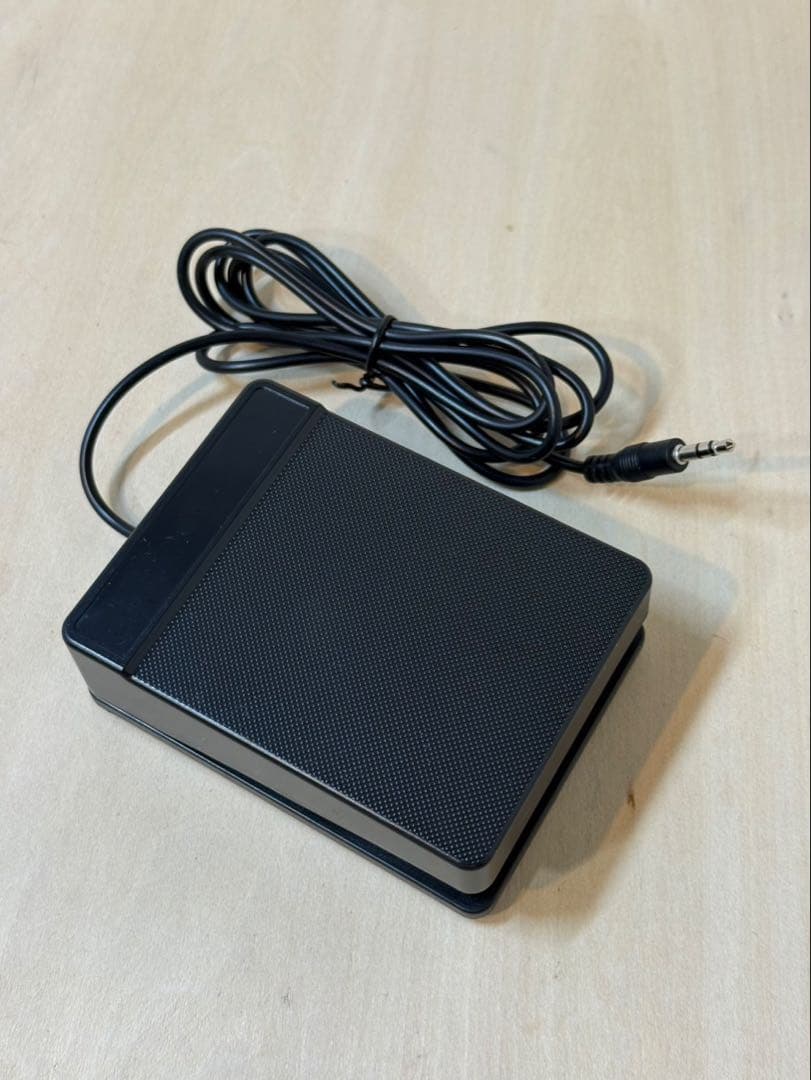 折りたたみ電子ピアノ