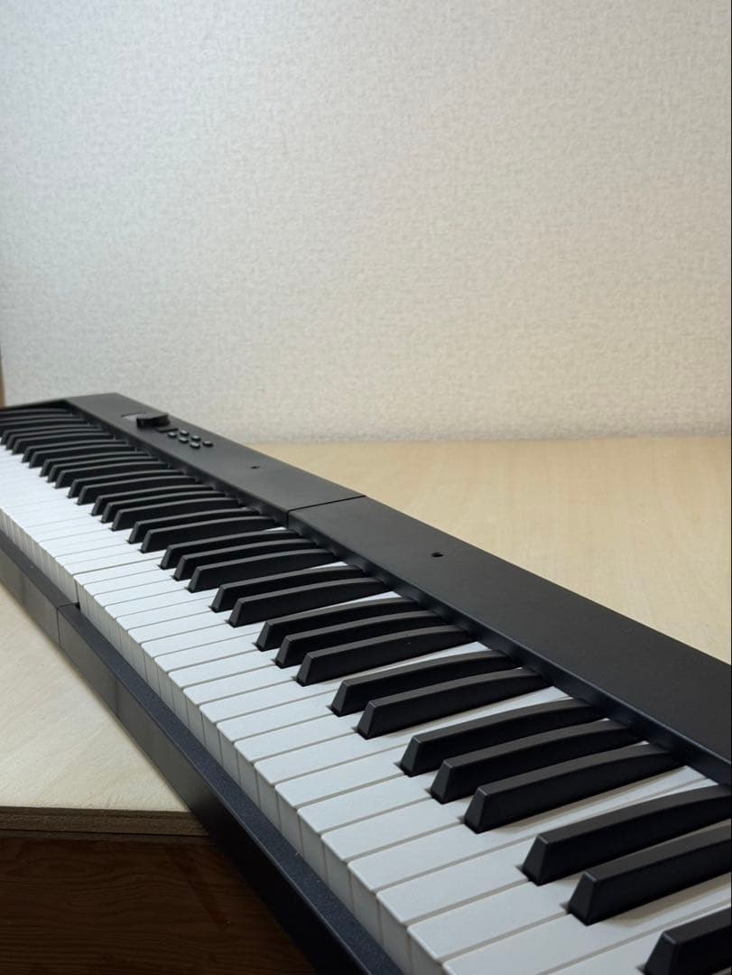 折りたたみ電子ピアノ