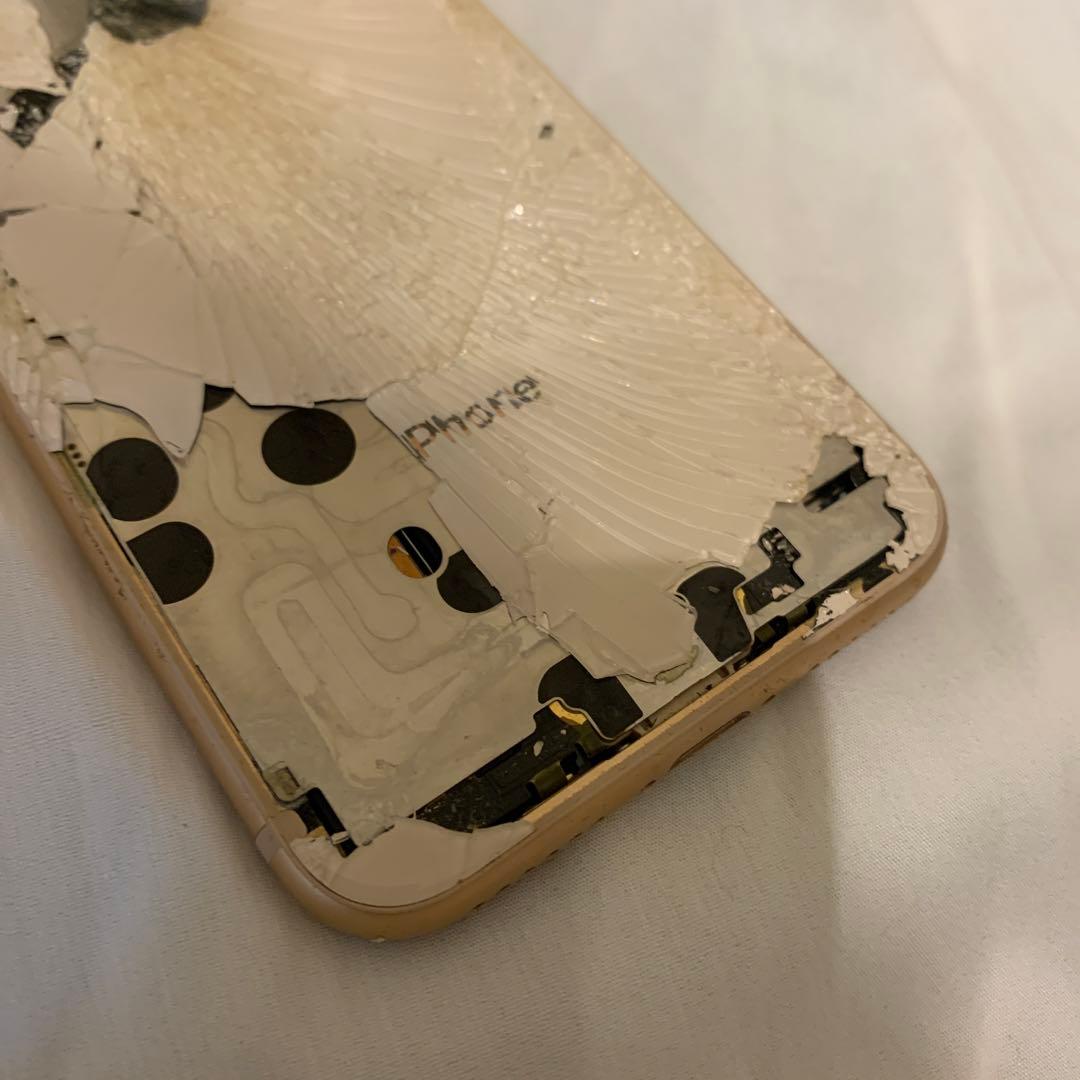 【稼働確認済み】iPhone8 ゴールド 64GB