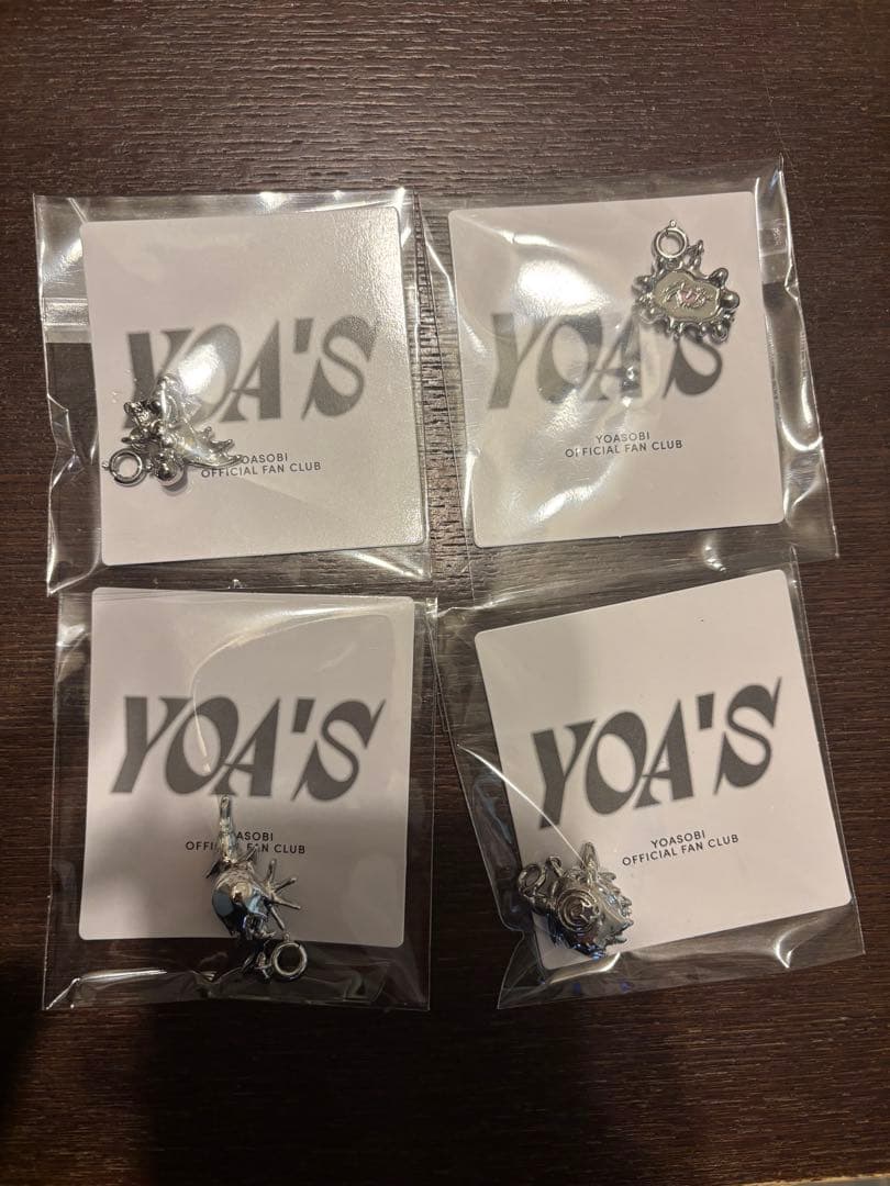 激レアYOASOBI YOA'S シルバー製チャーム4個セット