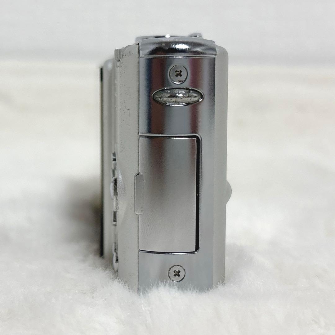 Panasonic LUMIX DMC-FX9 シルバー　レトロ　稼動品