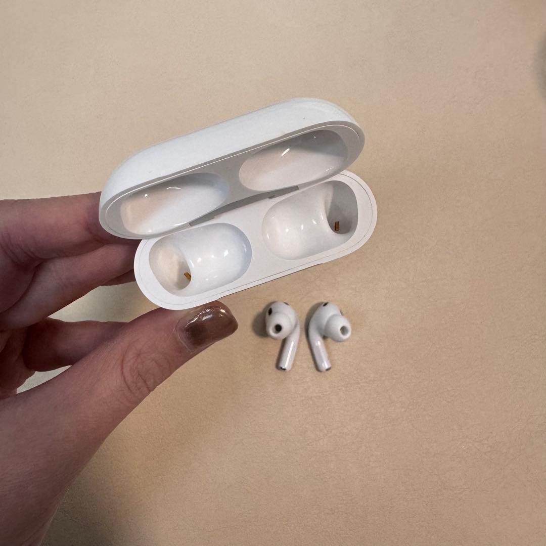 AirPods Pro2 Lightning 本体のみ(箱無し)