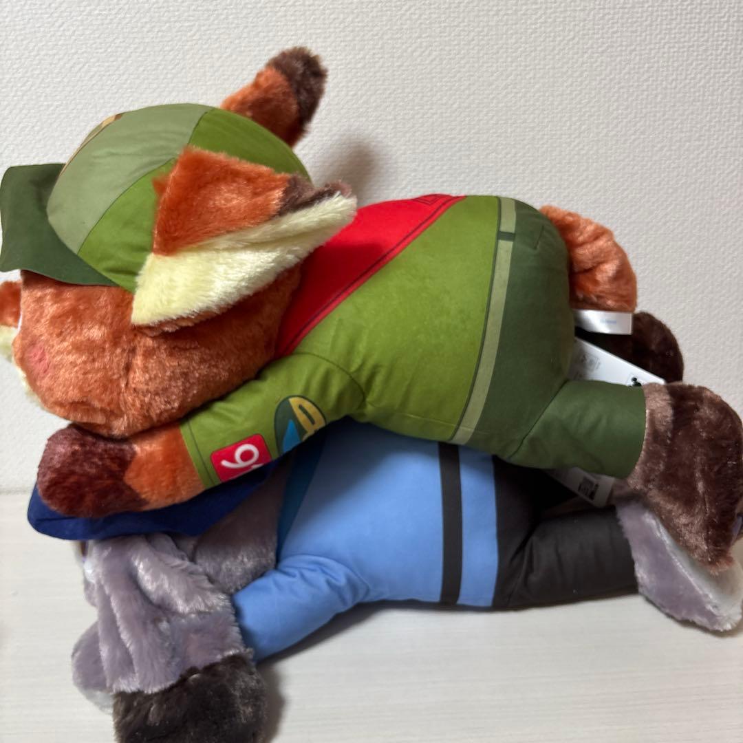 ズートピア 赤いほっぺ 寝そべり スーパーラージぬいぐるみ ニック　ジェディ