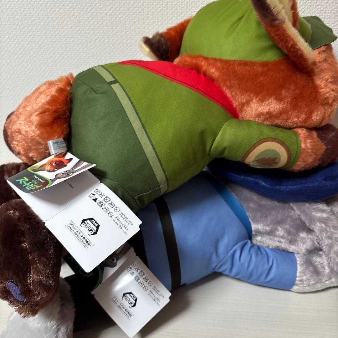 ズートピア 赤いほっぺ 寝そべり スーパーラージぬいぐるみ ニック　ジェディ