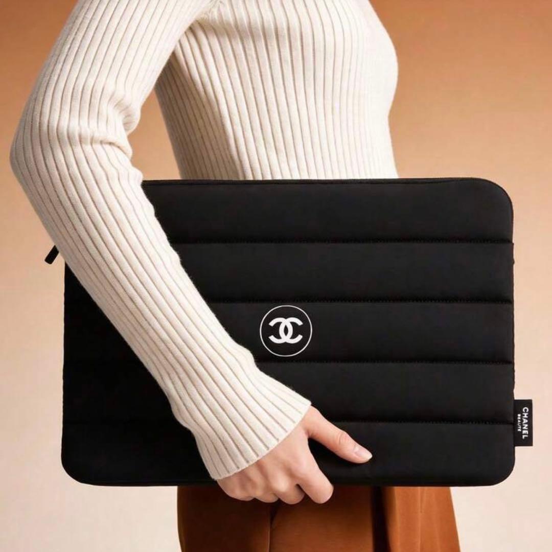 高級感ノートPCケース ブラック 軽量 クッション 保護 シンプル 男女兼用