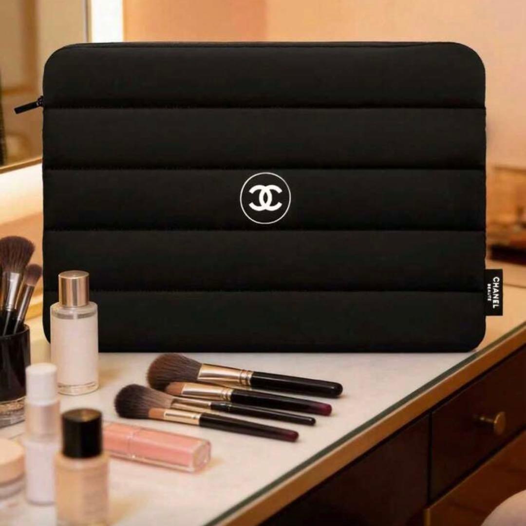 高級感ノートPCケース ブラック 軽量 クッション 保護 シンプル 男女兼用