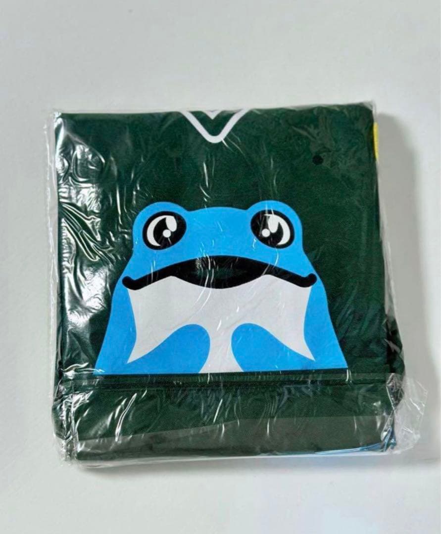 TERRA JINROエプロン コン・ユカエルデザイン